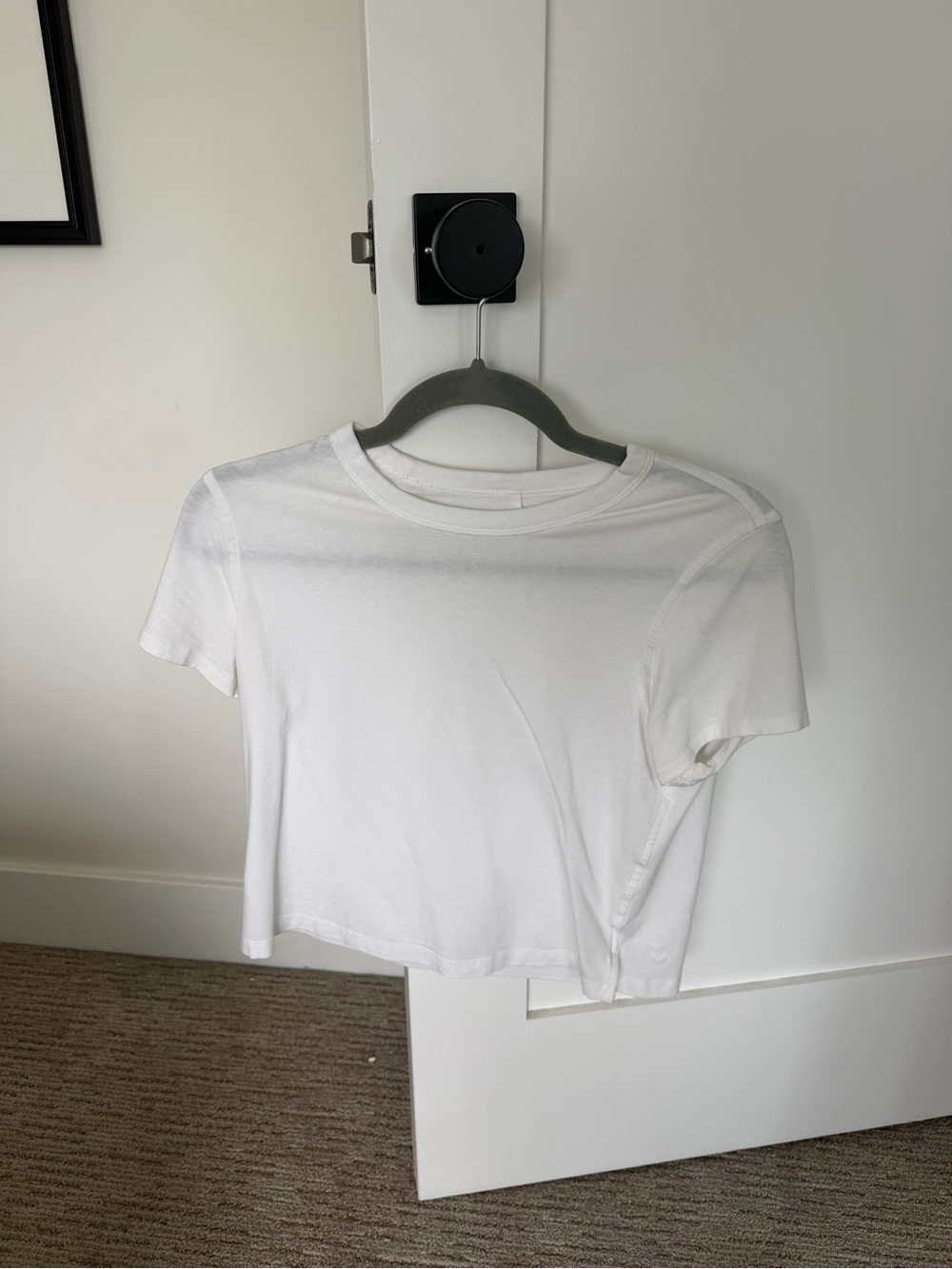 Lululemon Women’s White Short-Sleeve Crewneck Tee
